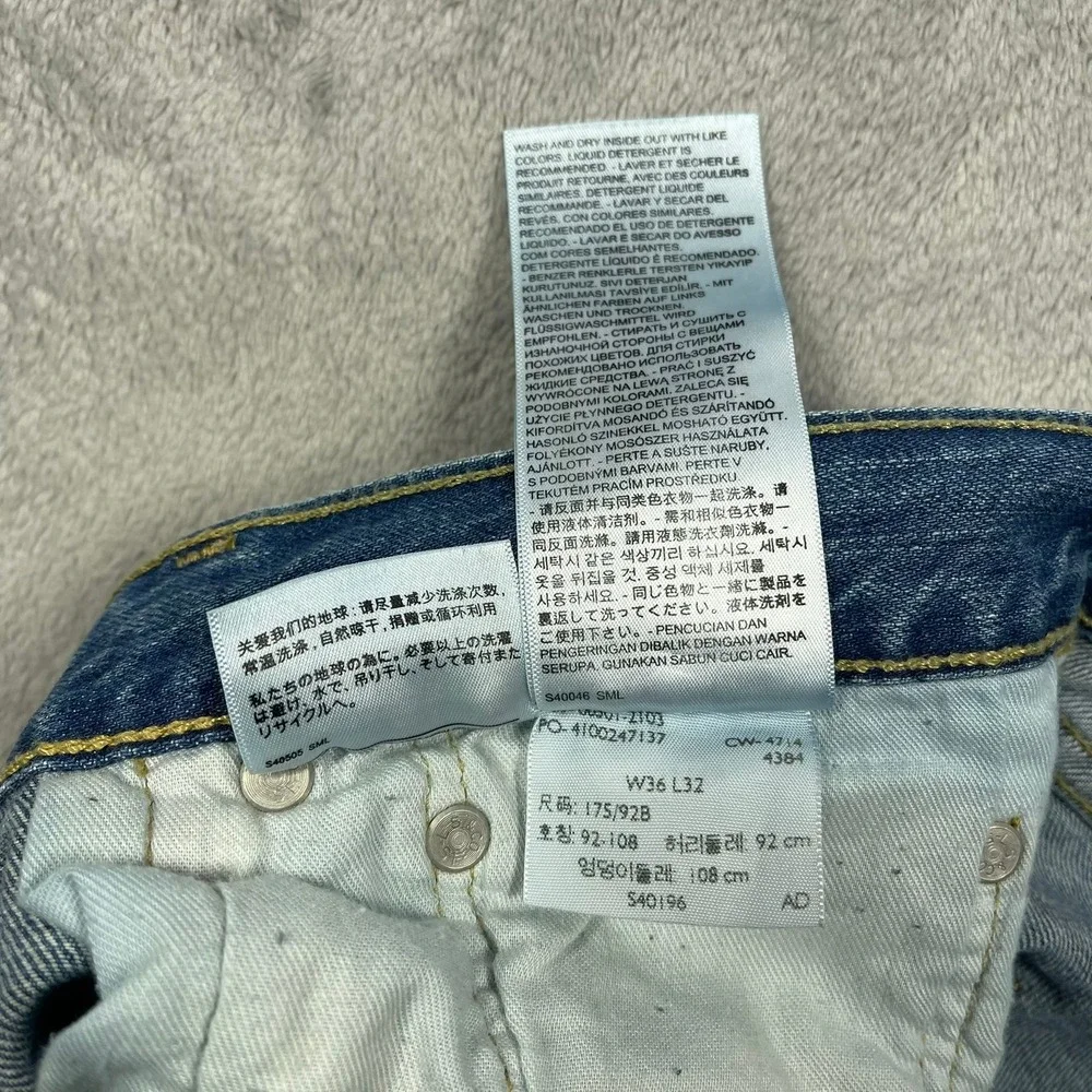 Levi's 501 Jeans Mens 38x31 Blue Distressed Straight Leg Button Fly READ